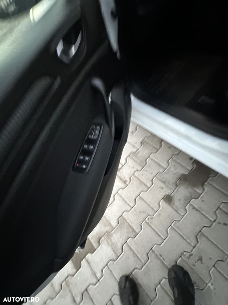 Renault Megane Estate Blue dCI EDC Intens - 14