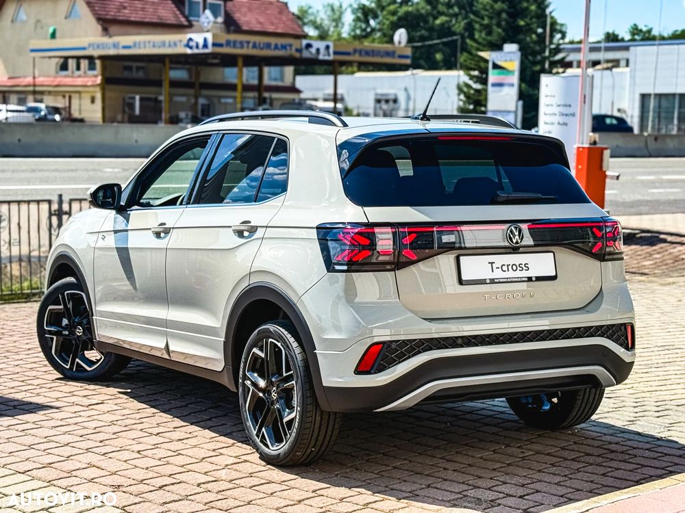 Volkswagen T-Cross 1.5 TSI DSG R-Line - 12