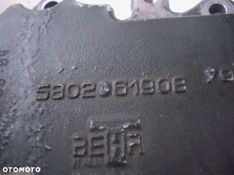 Iveco stralis obudowa termostatu 5802061908 - 2
