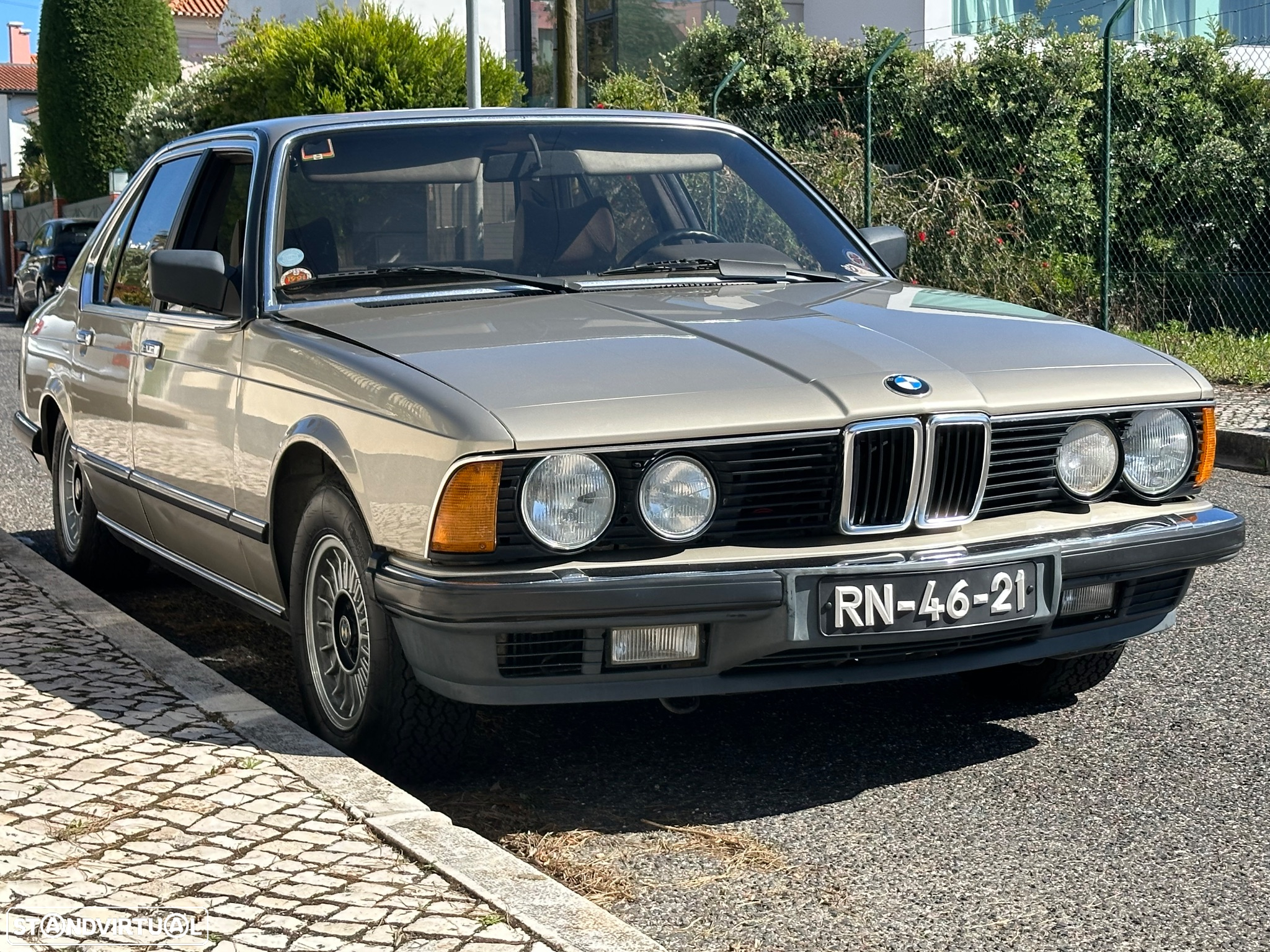BMW 745 - 11