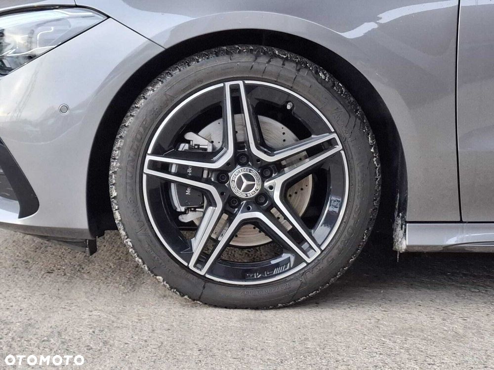 Mercedes-Benz CLA - 9