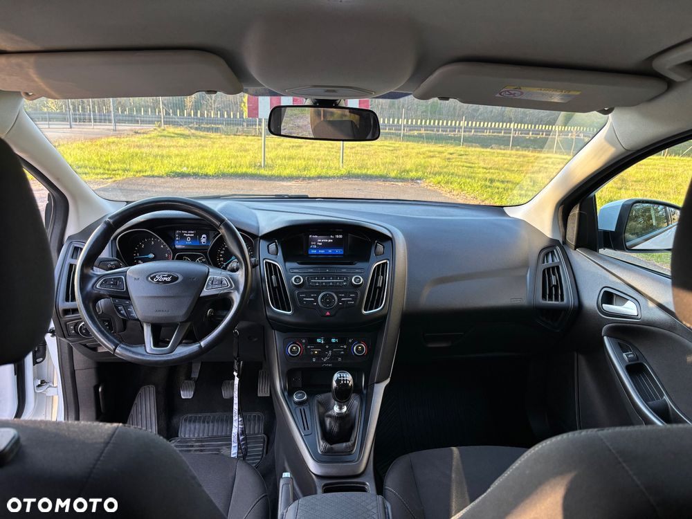 Ford Focus - 15