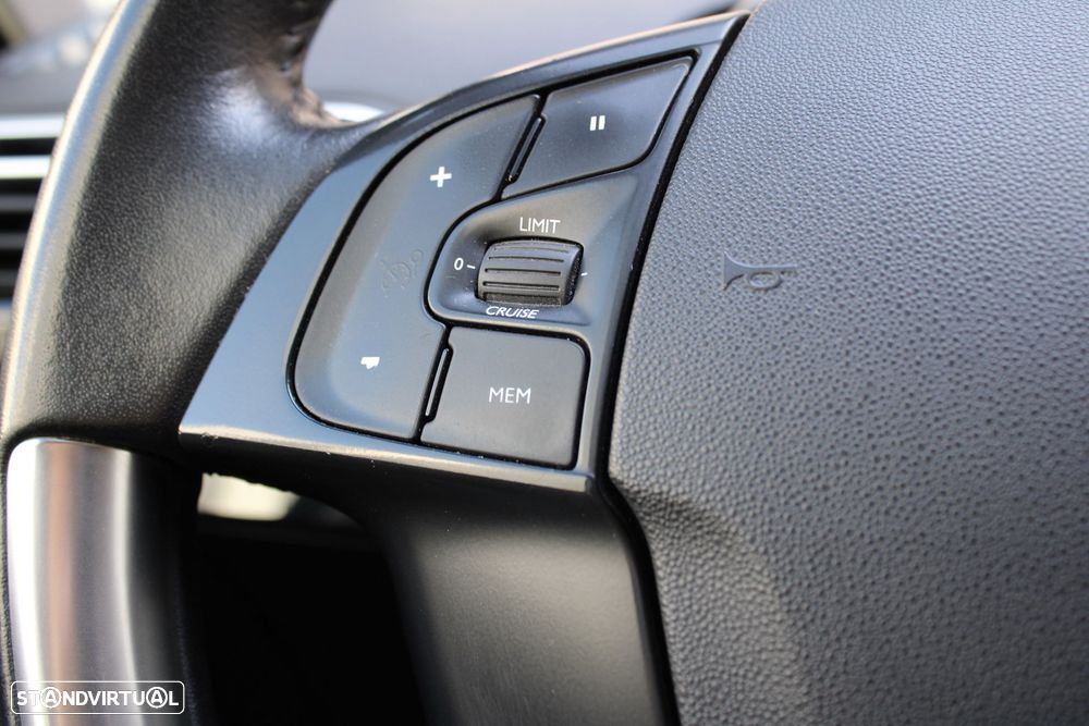 Citroën C4 Spacetourer PureTech 130 Stop&Start EAT8 SHINE - 12