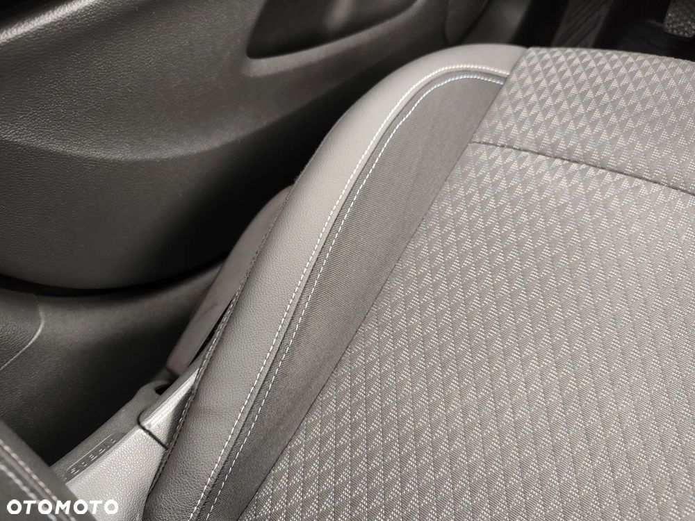 Opel Astra 1.4 Turbo Innovation - 31