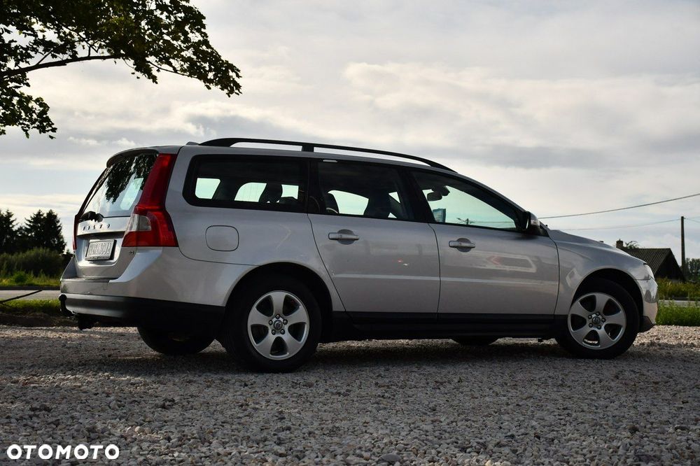 Volvo V70 2.0 Kinetic - 21