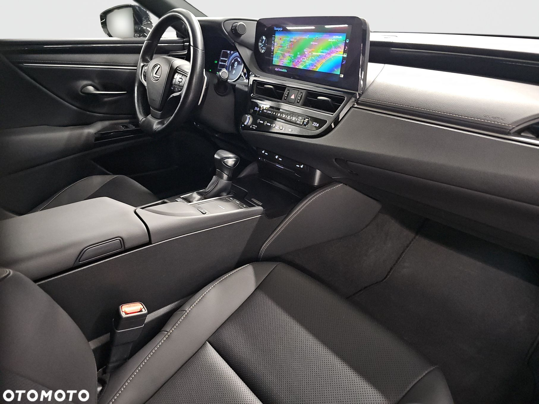Lexus ES - 4