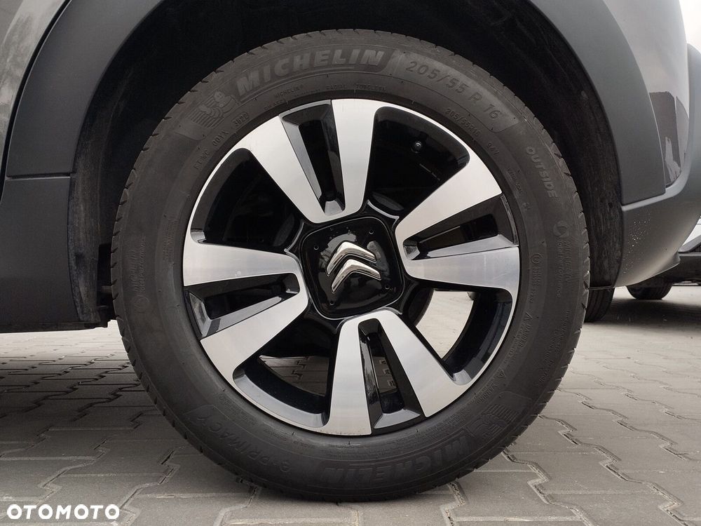 Citroën C3 1.2 PureTech Shine - 9