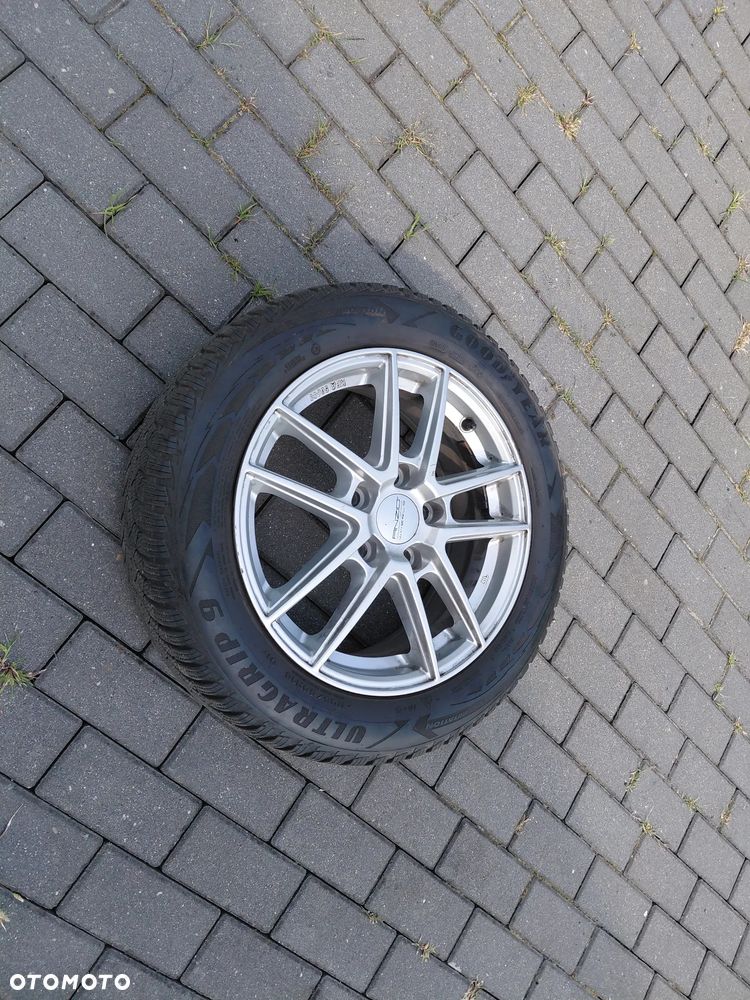 Hyundai Elantra 1.6 Style - 13