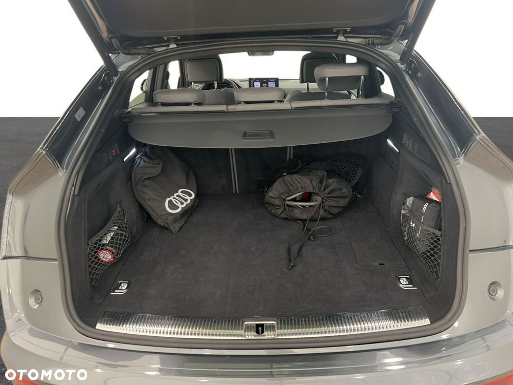 Audi Q5 Sportback - 11