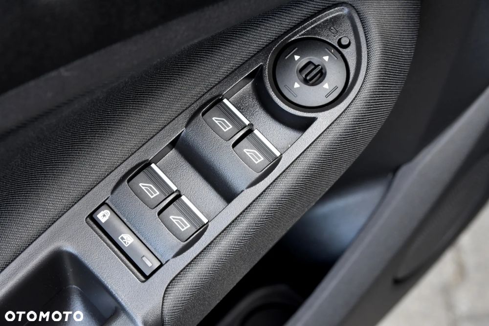 Ford C-MAX 1.0 EcoBoost Titanium ASS - 25