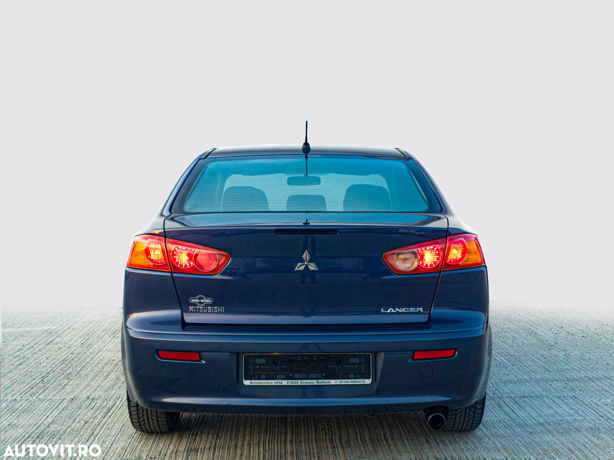 Mitsubishi Lancer 1.5 - 5