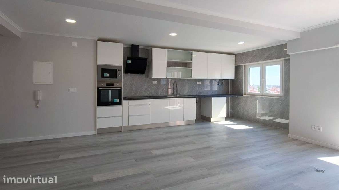 T4 remodelado na Amora - Grande imagem: 2/24