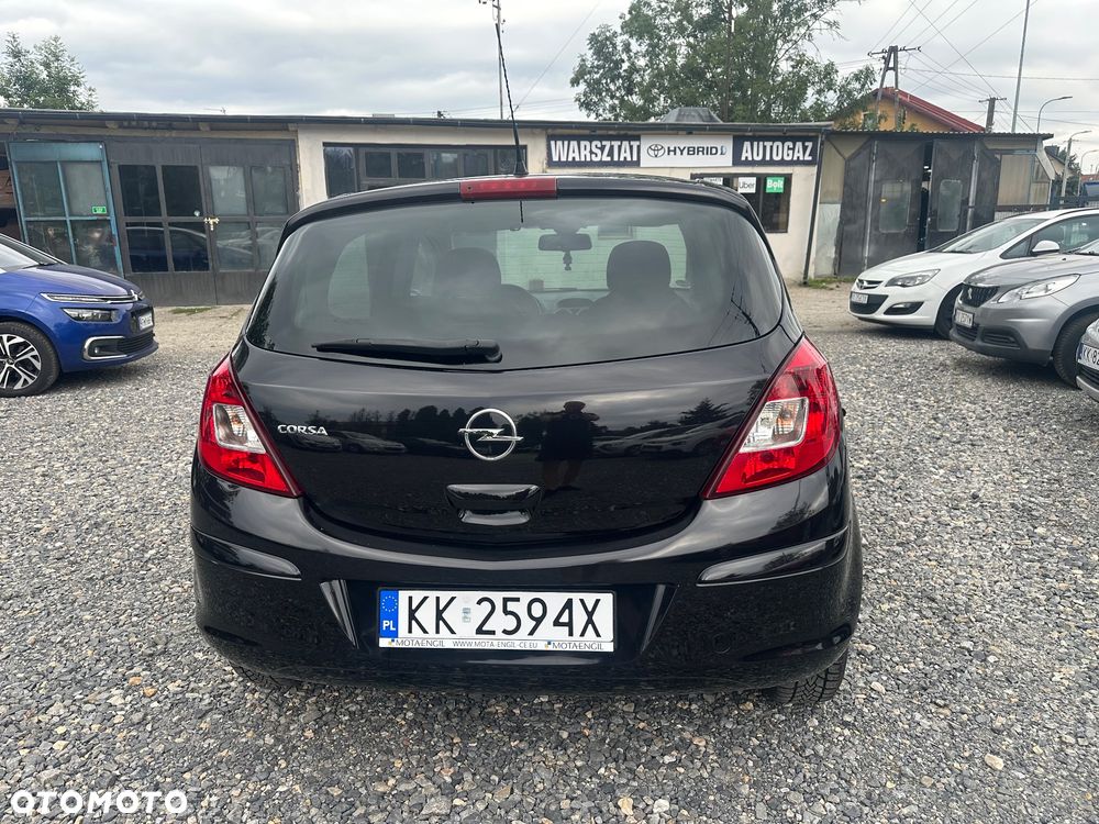 Opel Corsa 1.4 16V Innovation 110 Jahre - 4