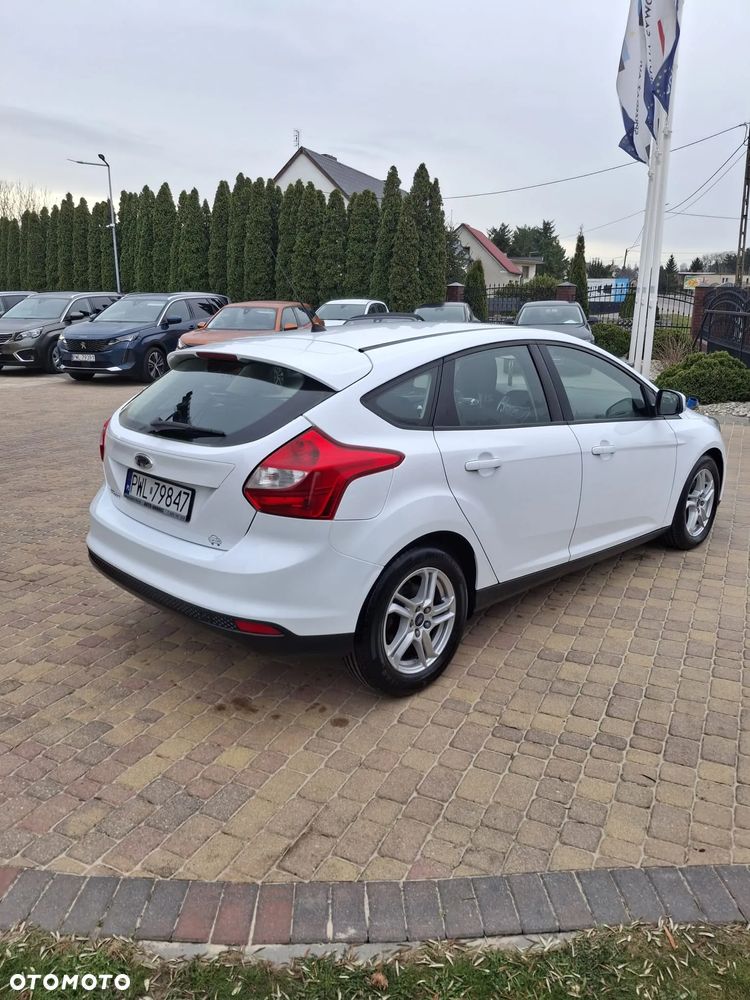 Ford Focus 1.6 TDCi Ambiente - 6
