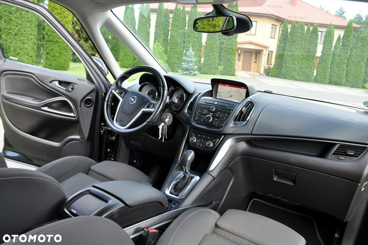 Opel Zafira - 25