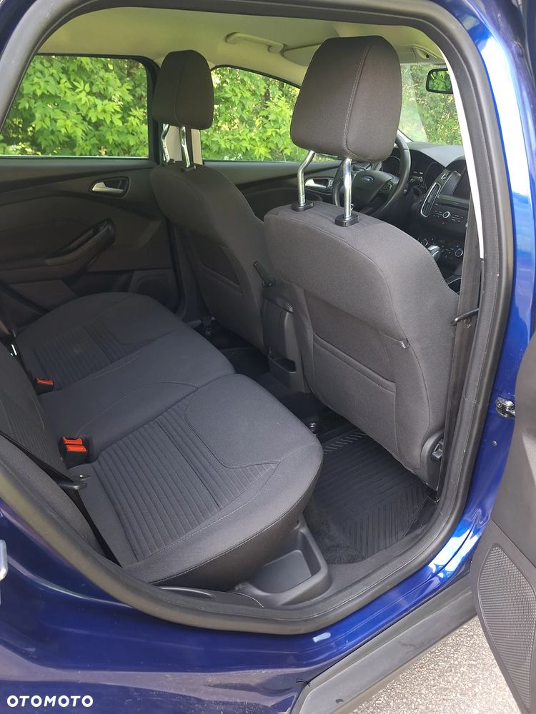 Ford Focus - 8