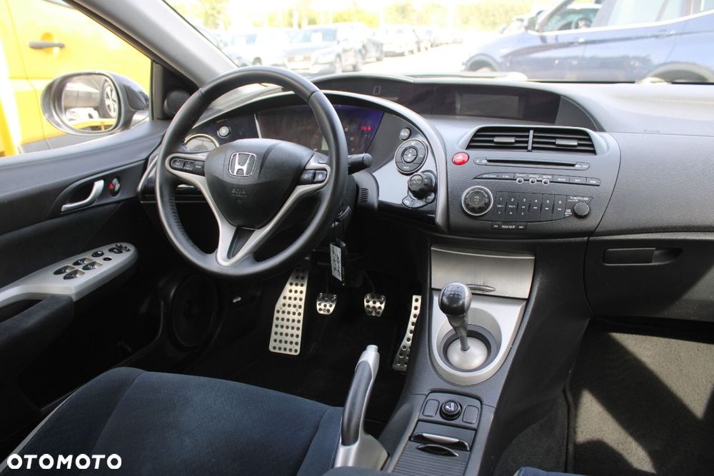 Honda Civic - 24