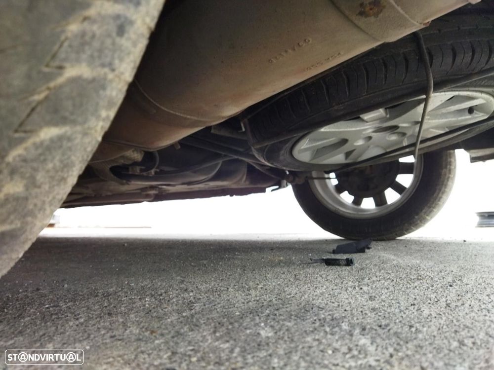 CHARRIOT TRASEIRO PEUGEOT 206+ 2010 - - 2