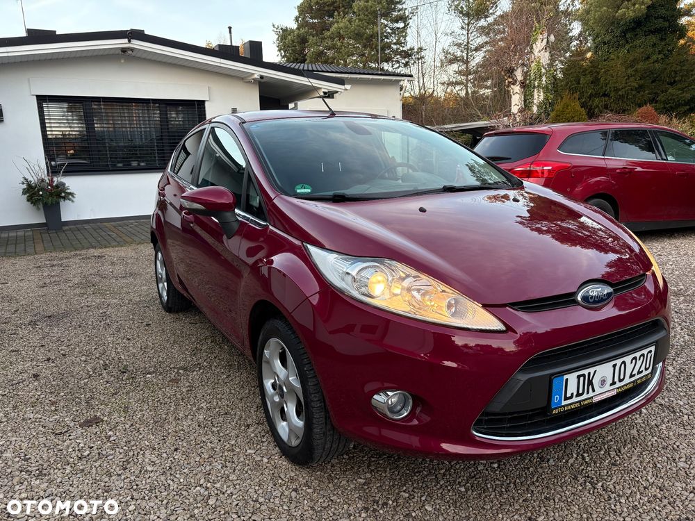 Ford Fiesta 1.4 Champions Edition - 12