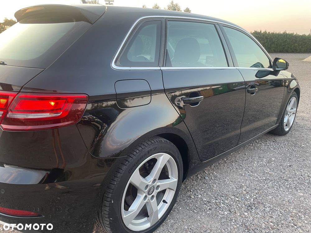 Audi A3 Sportback 1.6 TDI Sport S tronic - 12