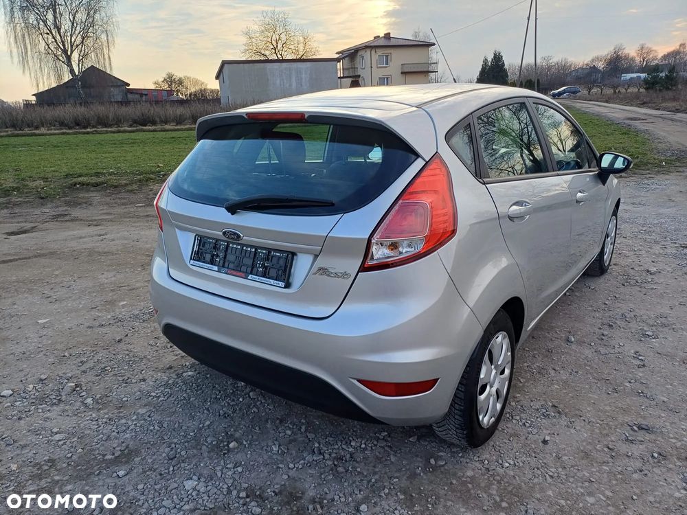 Ford Fiesta - 5
