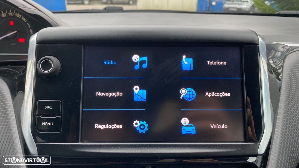 Peugeot 208 1.2 PureTech Signature - 39