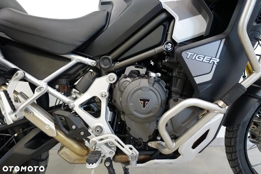 Triumph Tiger - 7