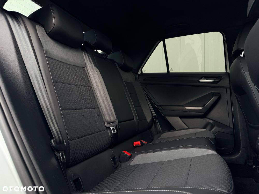 Volkswagen T-Roc 1.5 TSI OPF DSG R-Line - 24