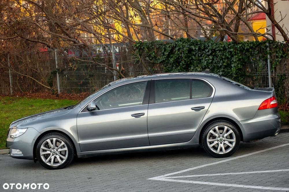 Skoda Superb 3.6 FSI 4x4 Elegance DSG - 13