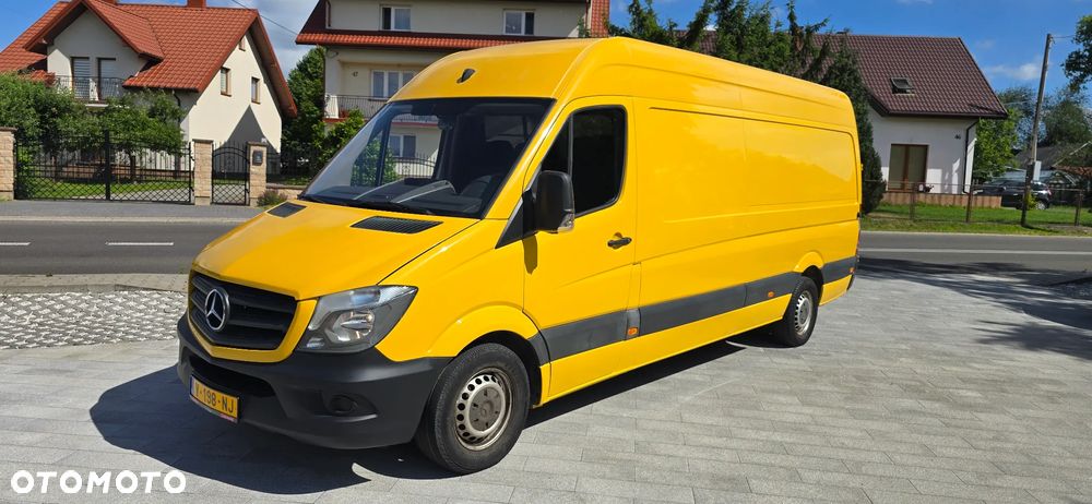 Mercedes-Benz Sprinter - 1