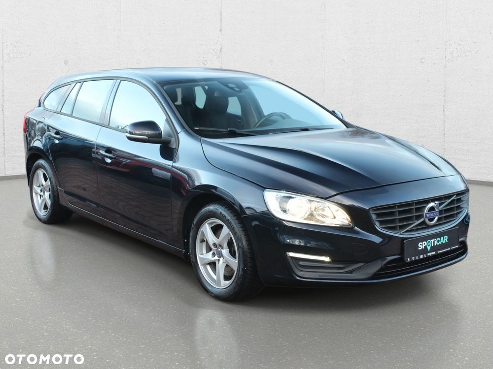Volvo V60 D3 Momentum - 5