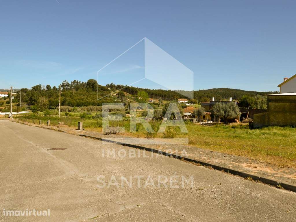 Terreno em zona urbana destinados à construção de moradias. - Grande imagem: 4/8