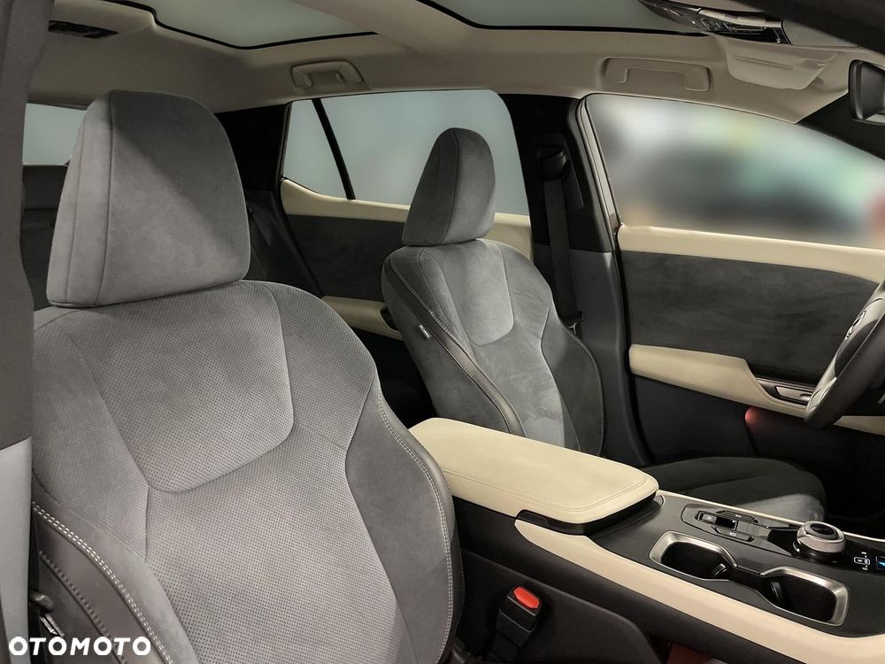 Lexus RZ 450e Omotenashi DIRECT4 - 11