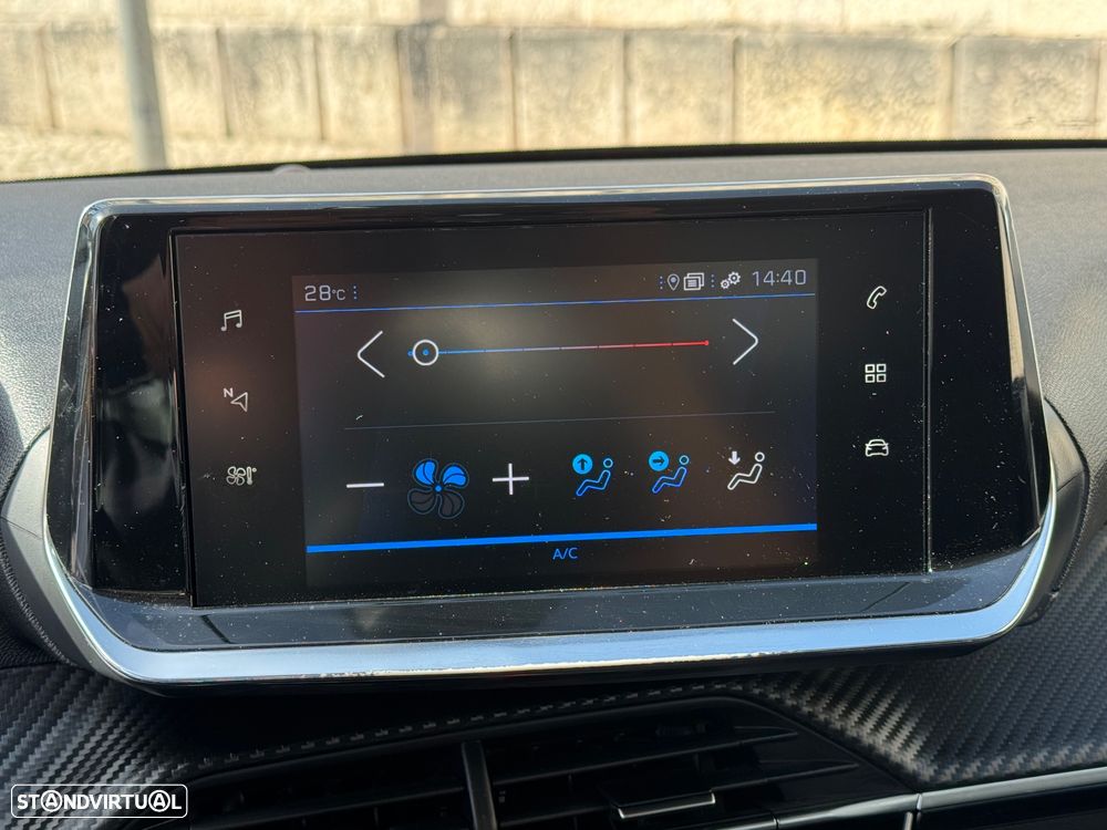 Peugeot 208 1.2 PureTech Active - 17