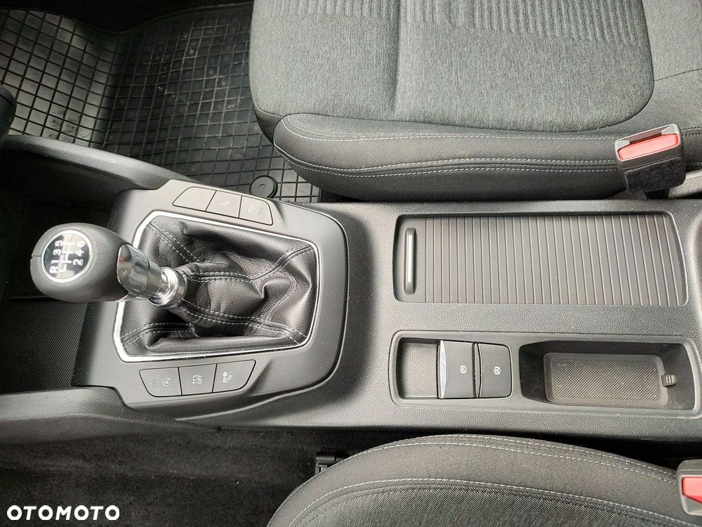Ford Focus - 34