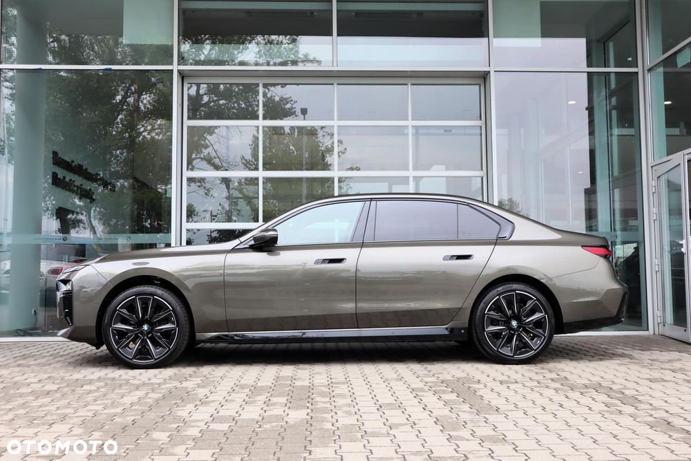 BMW Seria 7 - 2