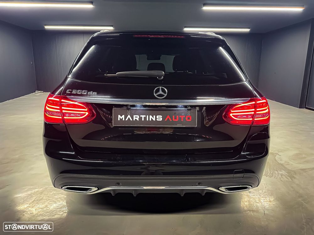 Mercedes-Benz C 300 - 10