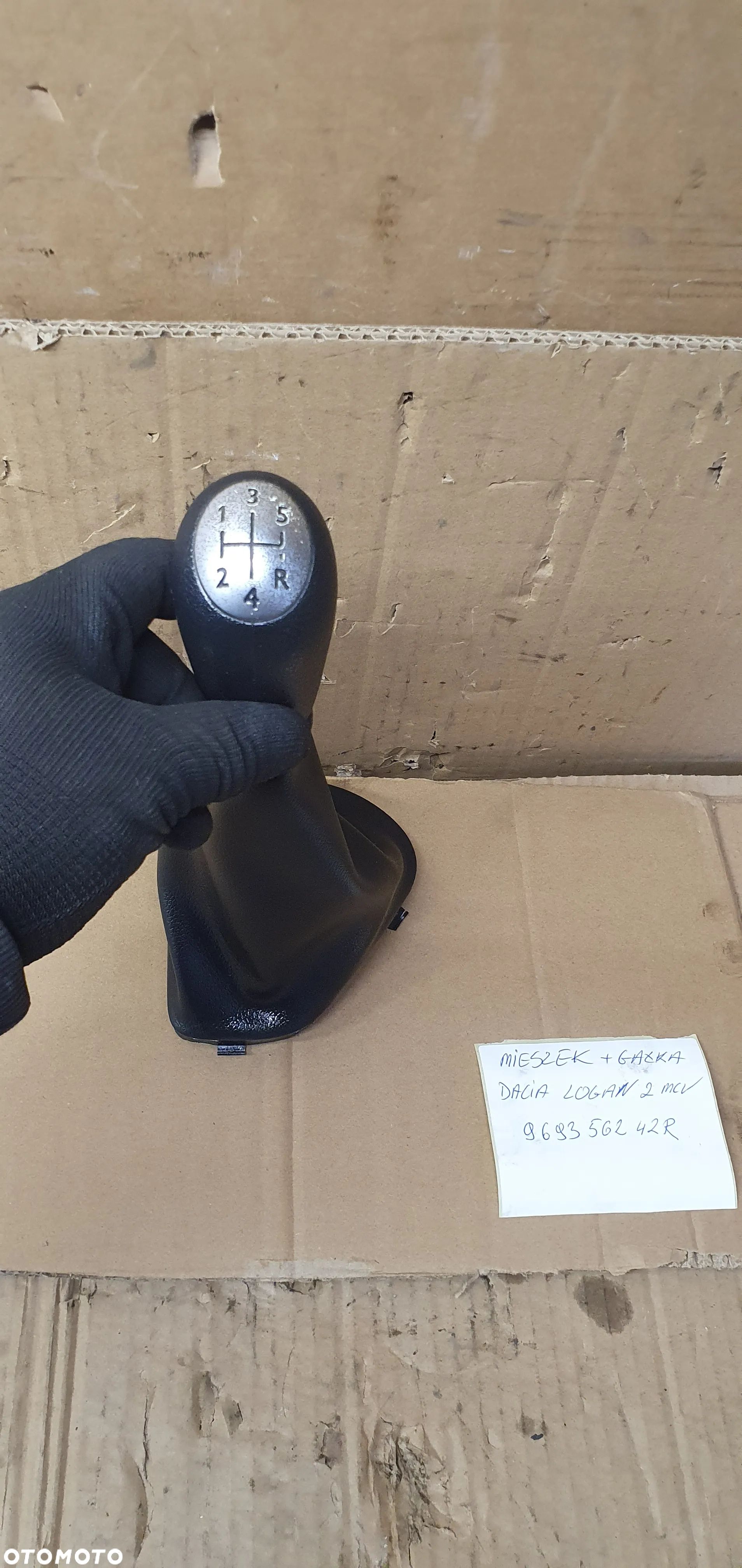 Gałka mieszek zmiany biegów 5 biegów Dacia Logan II 969356242R - 1