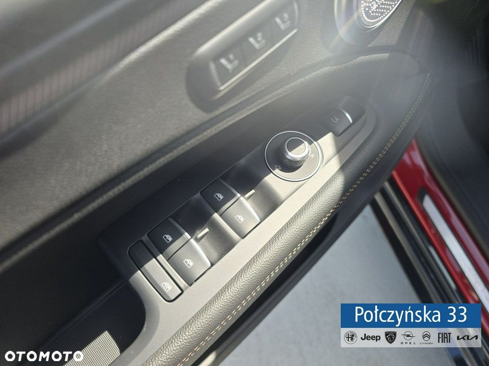 Alfa Romeo Stelvio - 6