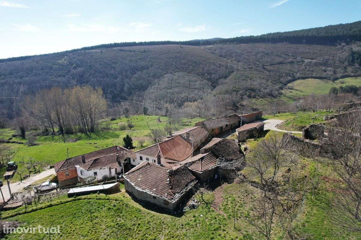 Moradia T4 para venda - Grande imagem: 3/26