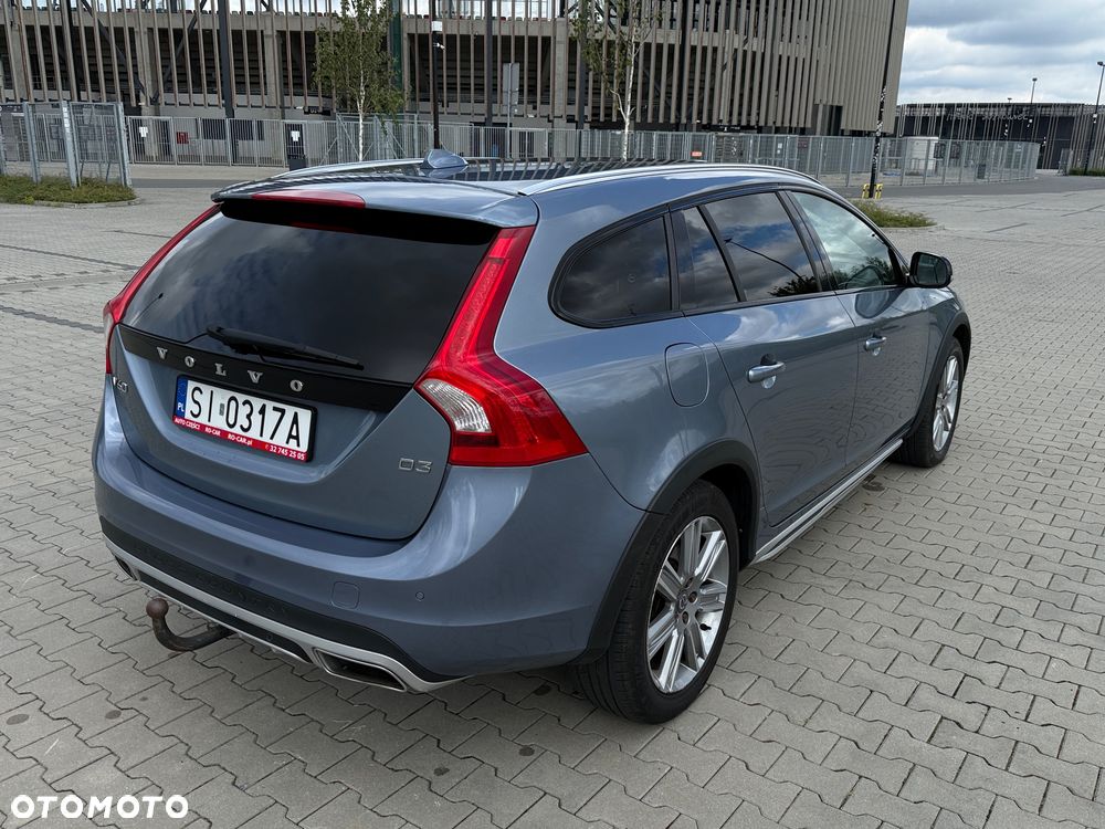 Volvo V60 Cross Country - 7