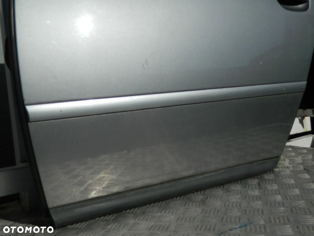 Audi A6 C5 sedan drzwi lewy tył - 3