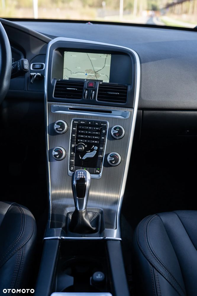 Volvo XC 60 D4 Summum - 23