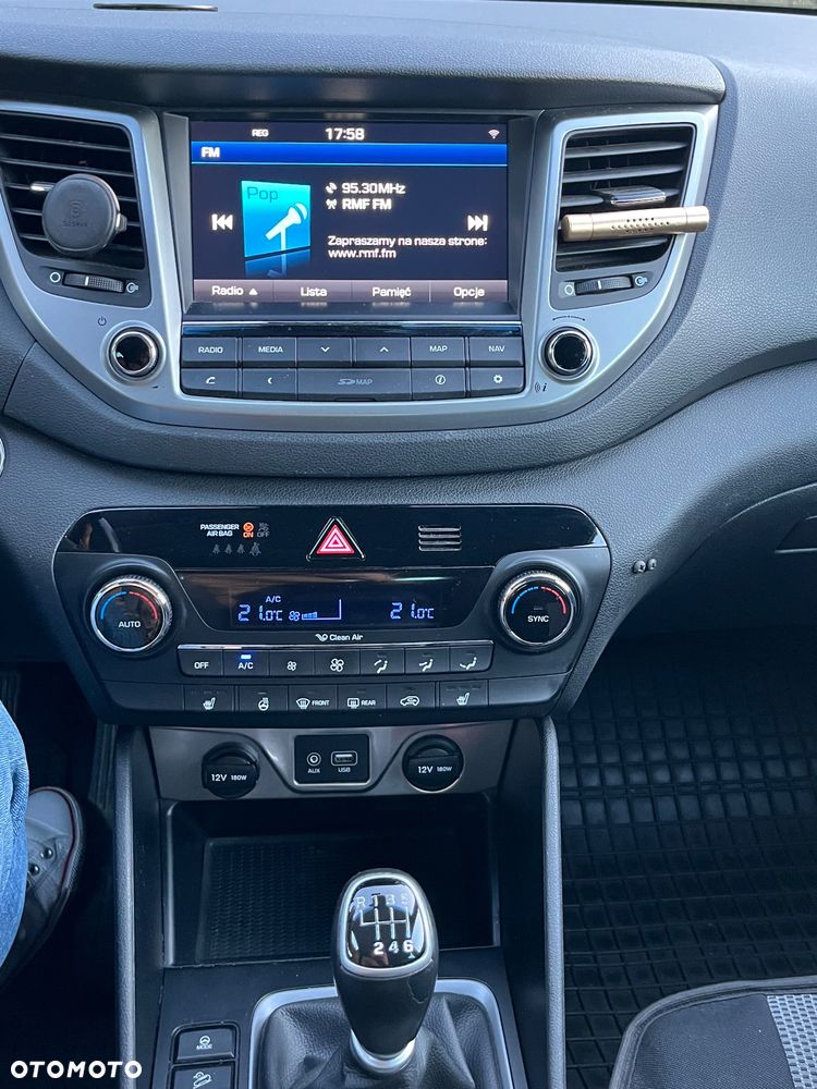 Hyundai Tucson 2.0 CRDI BlueDrive Comfort 2WD - 11