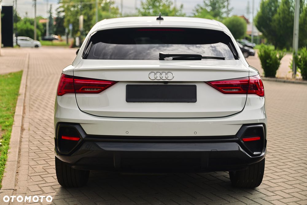 Audi Q3 Sportback 35 TDI S tronic - 8