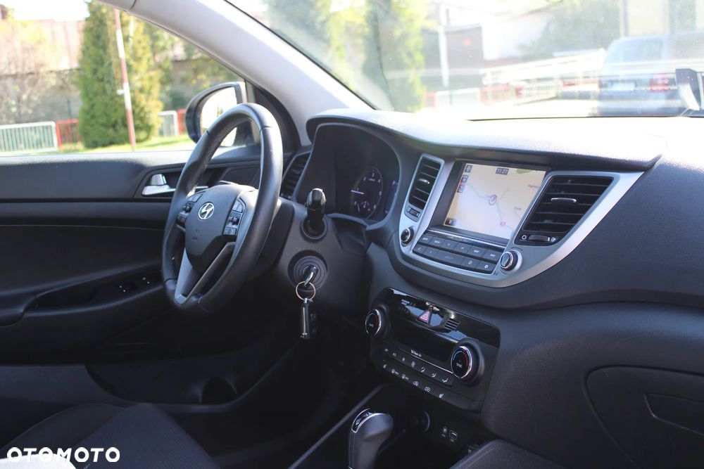 Hyundai Tucson 1.7 CRDI BlueDrive Comfort 2WD DCT - 26