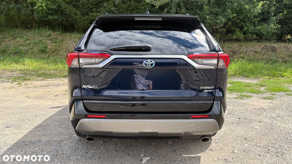 Toyota RAV4 - 6