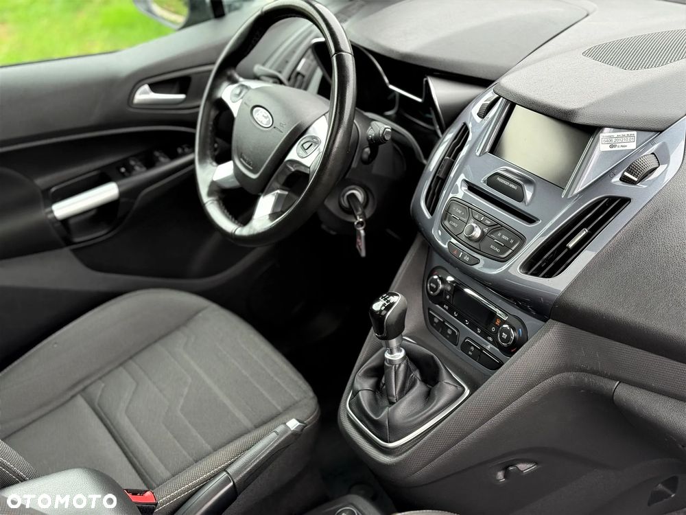 Ford Tourneo Connect 1.5 TDCi Titanium - 12
