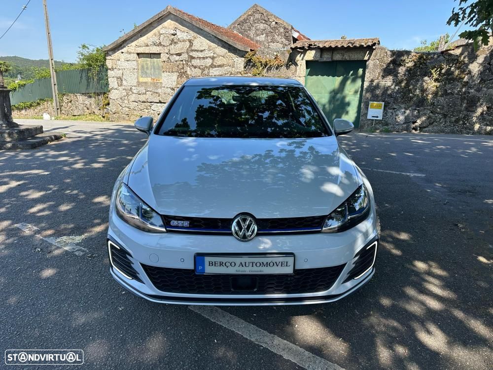VW Golf 1.4 GTE Plug-In-Hybrid DSG - 5