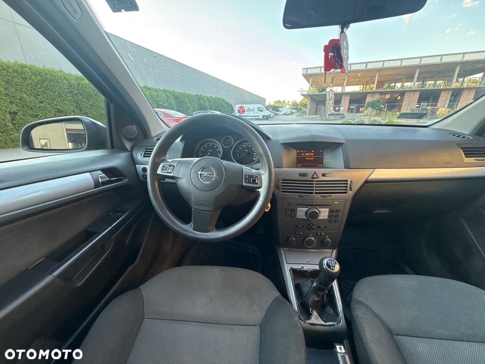 Opel Astra 1.4 Cosmo - 24
